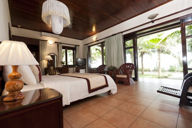 LANG CO BEACH RESORT